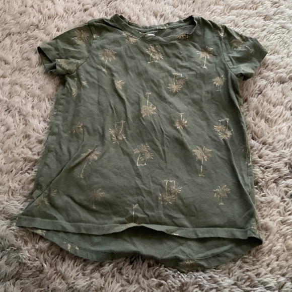 Old Navy Other - Tropical Pattern Kids Tee!